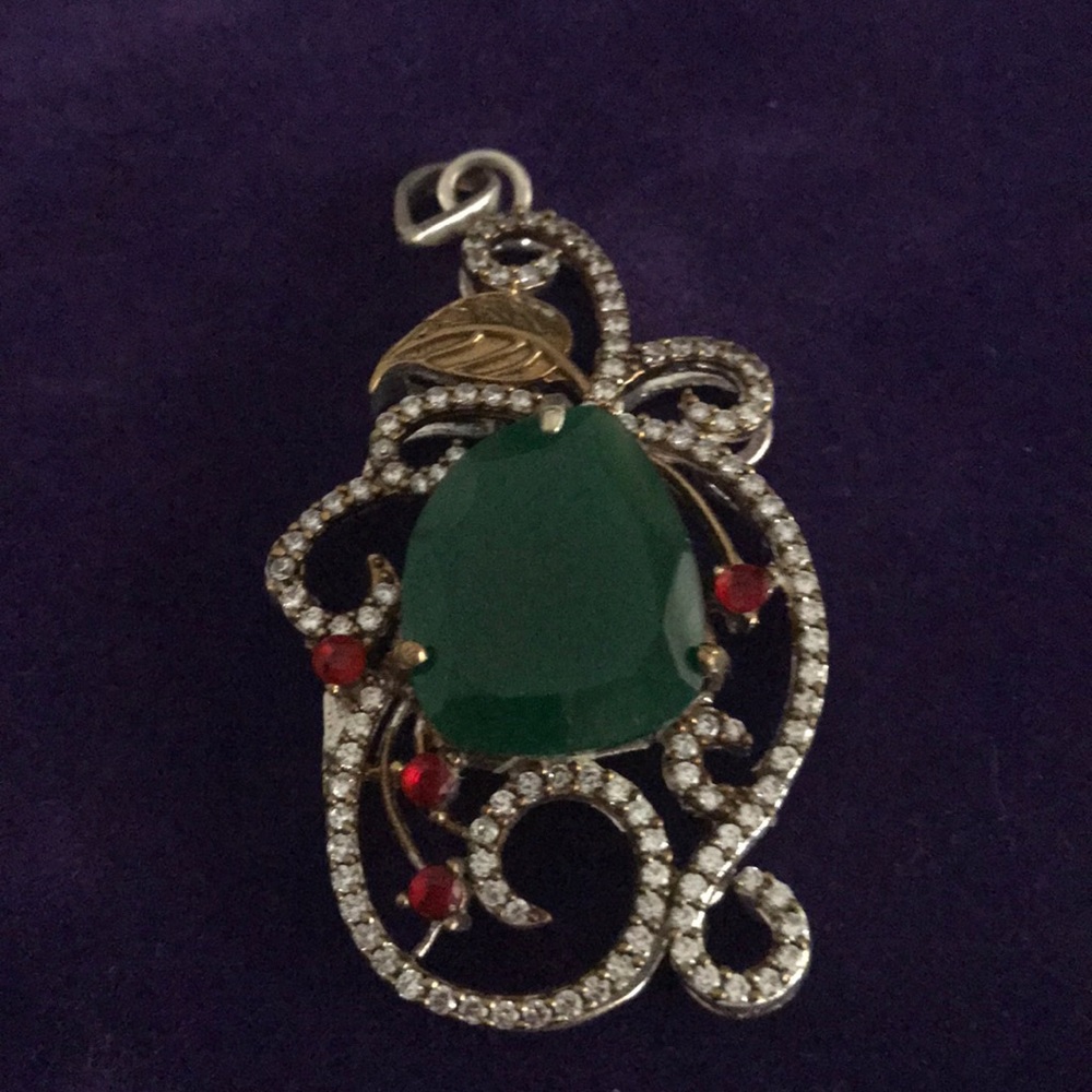 Pendant